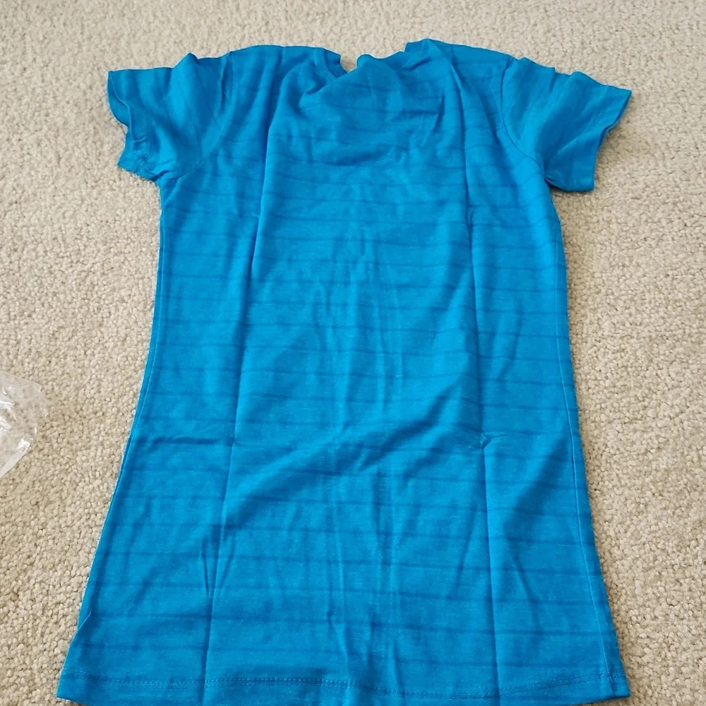 NWOT Panda Texting Graphic Tee Shirt Blue - Picture 3 of 4